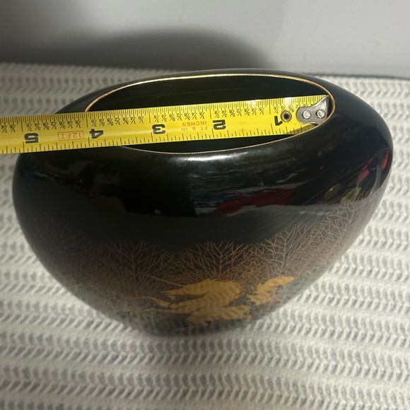 Otagiri Black Vase with Gold unicorn  Design - Picture 6 of 6